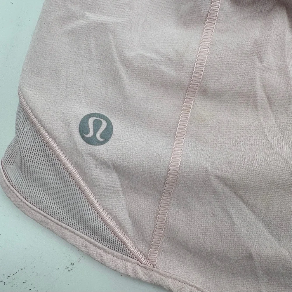 lululemon Hotty Hot Short 4 Mid Rise Strawberry Athletic Run Shorts Sporty